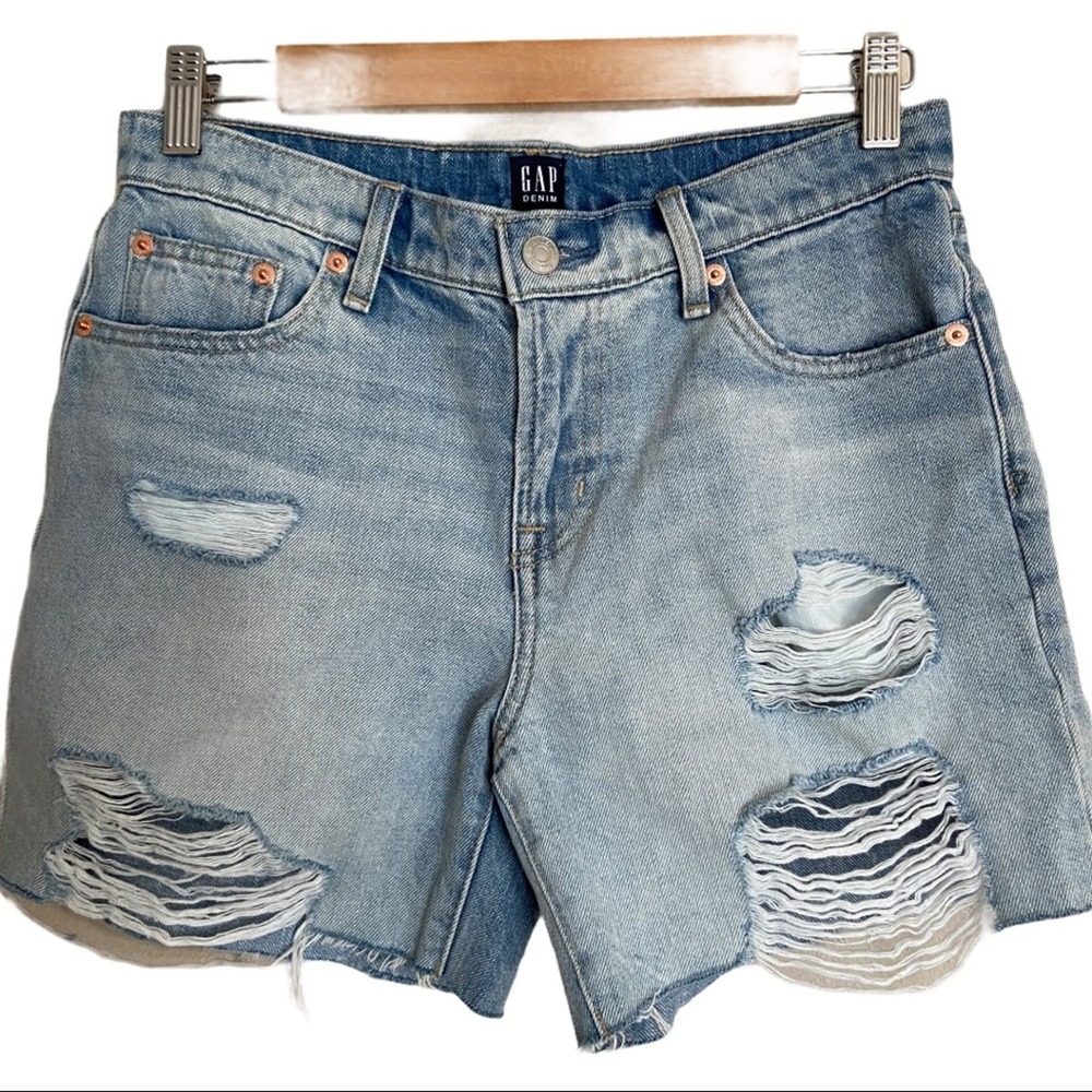 GAP Distressed Cut Off Jean Shorts 26